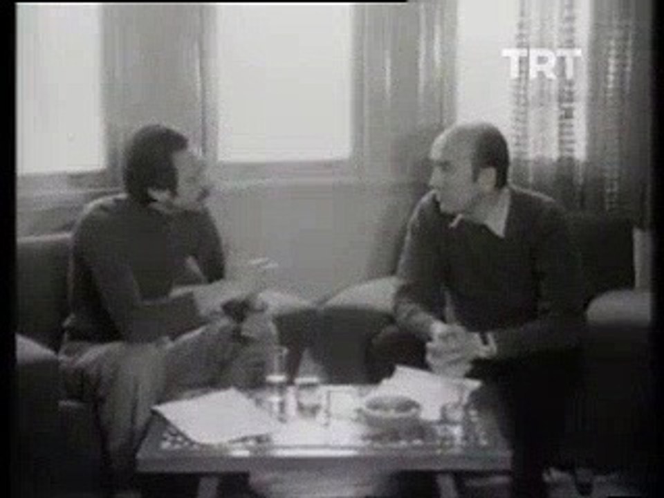 Edebiyat Dünyası 6. Bölüm - Ahmet Oktay- Edip C...