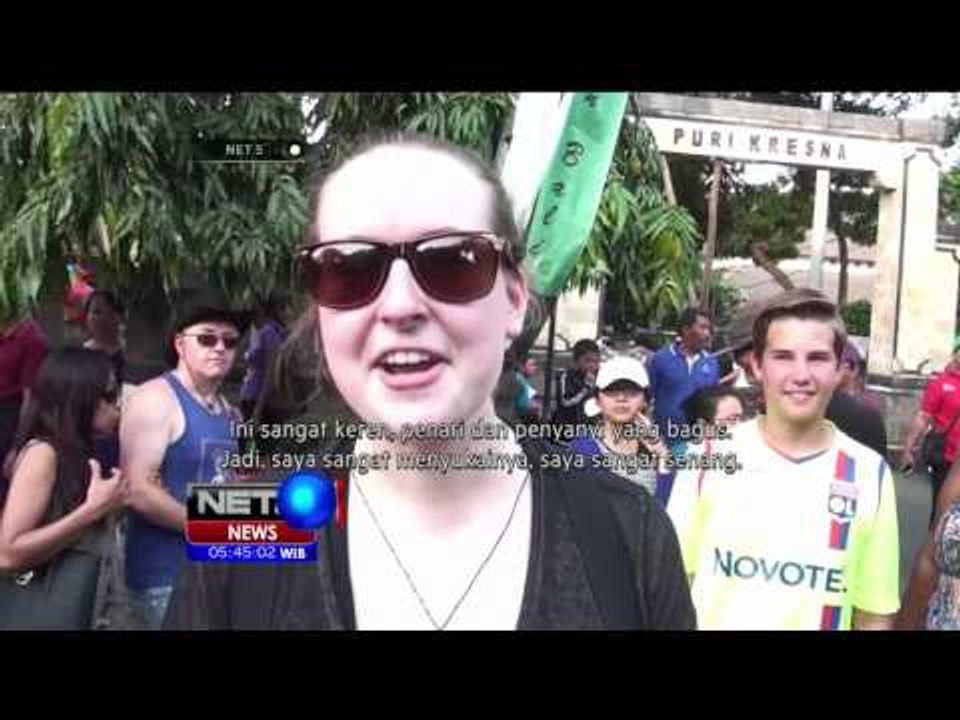 Festival Buleleng di Bali Puluhan Penari Joged Bumbung - NET5