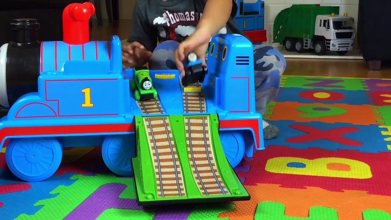 Disney Cars 3 Toys Lightning McQueen Thomas and Friends Trains Percy