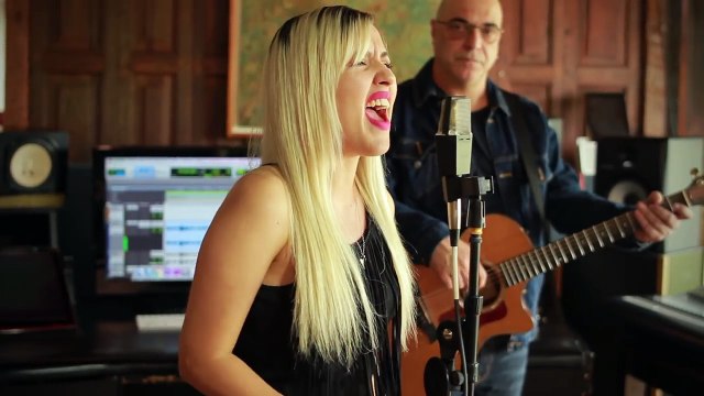 Christina Aguilera Hurt (Cover Brenda Rosh) La Roqueta