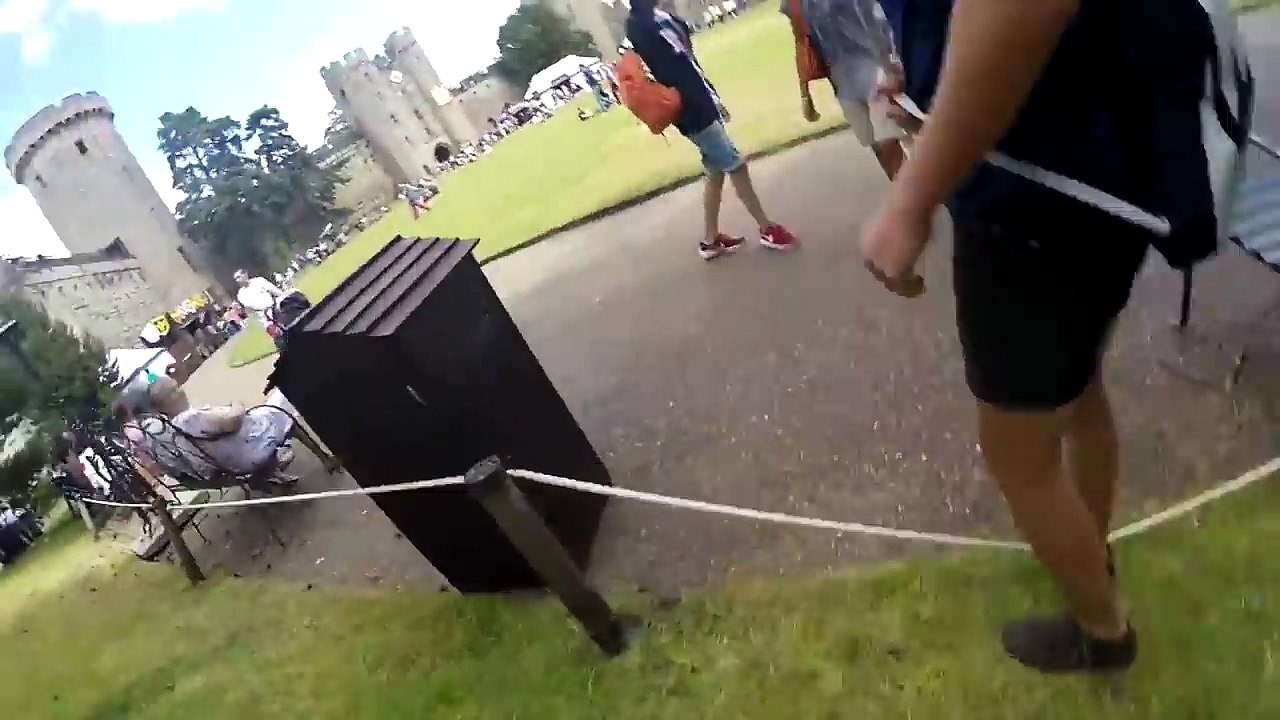 ENSEÑO MIS NOTAS DE FINAL DE CURSO Y QUEMO MIS EXÁMENES