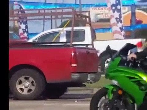 Fort Worth Driver Crashes Into Several Cars, Later Arrested