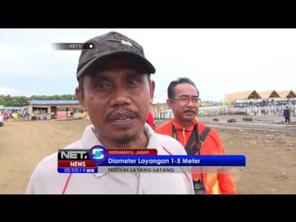 Layangan Jumbo Hiasi Langit Indramayu - NET5