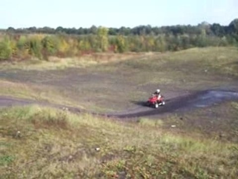 quad adly 300 tour du terrain a 3