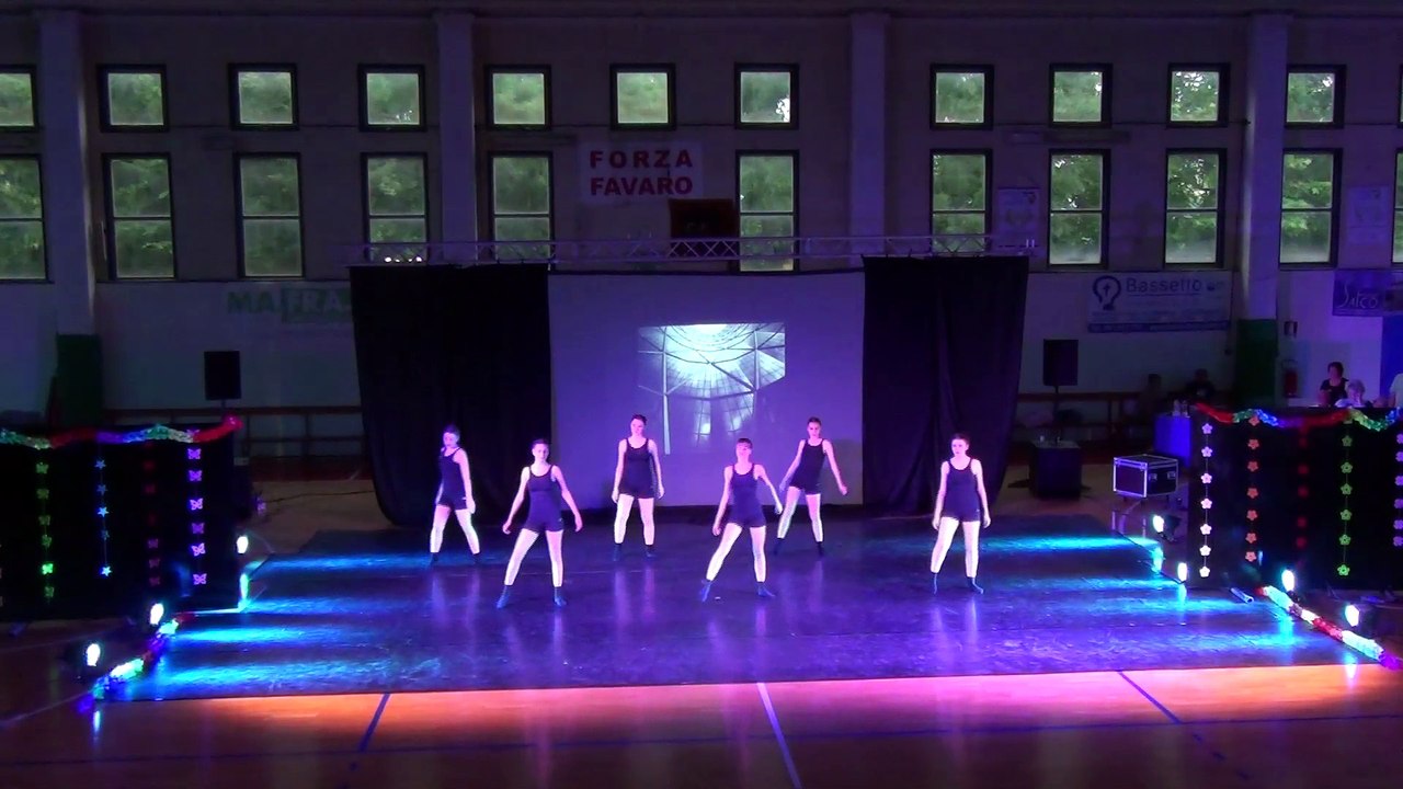 WARM UP - Saggio 2016
