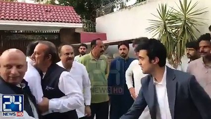 See How Babar Awan Welcomes Imran Khan In His House