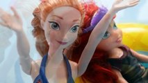 Anna and Elsa Toddlers Swimming Pool Part 3! Annya Captured Ursula Mermaids Frozen toys in