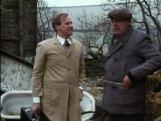 All Creatures Great And Small S05E04 The Playing Field