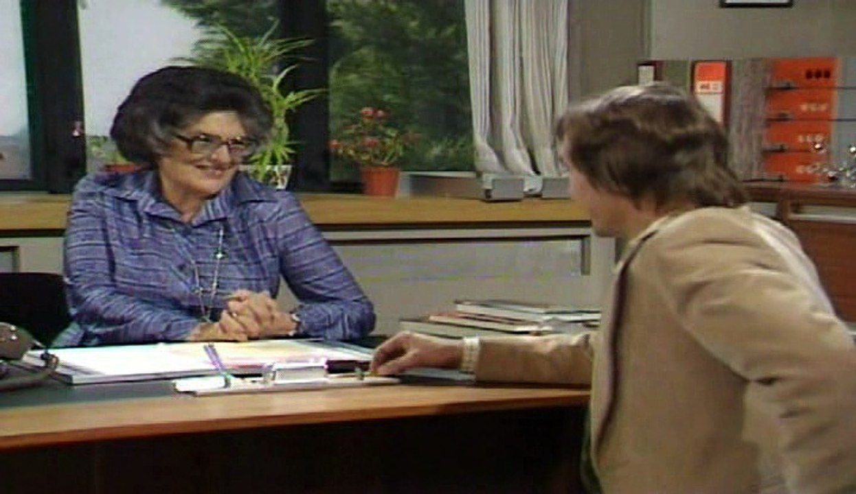 Mind Your Language S02E03 Brief Re-Encounter