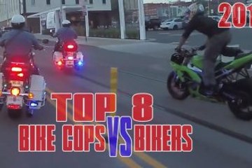 Video herunterladen: TOP 8 Bike Cops VS Bikers POLICE CHASE Compilation Cop CHASE Motorcycles Running From The Cops