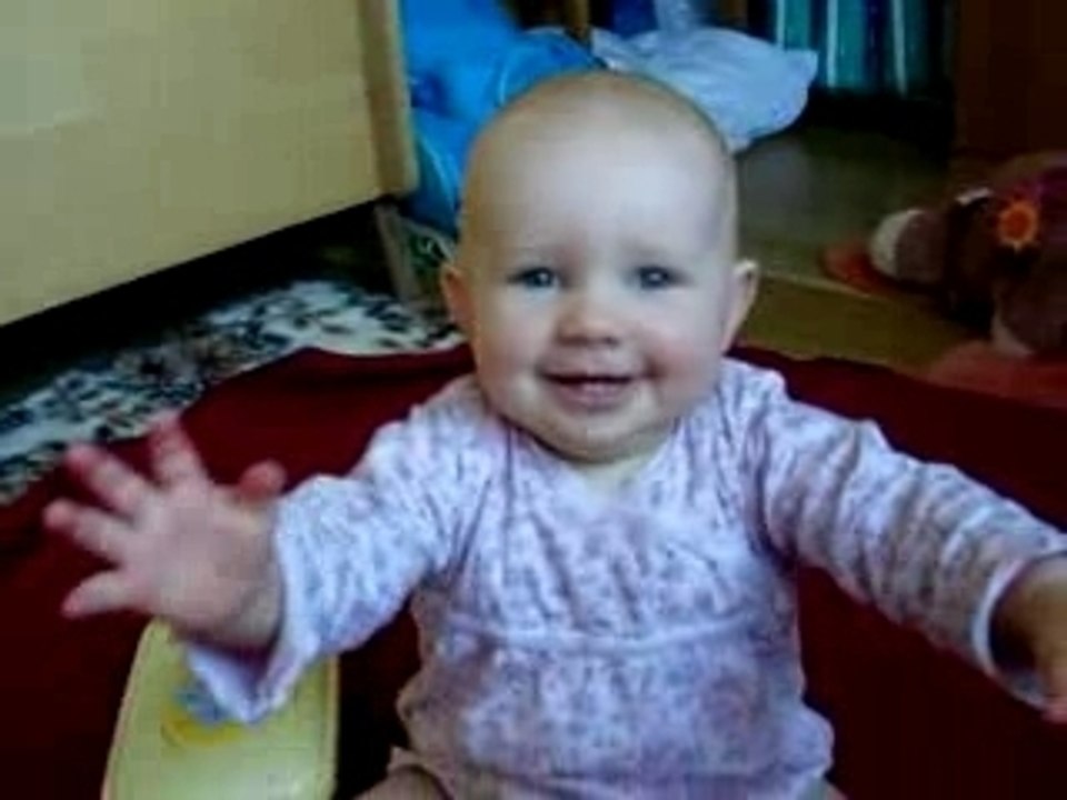 Nele lacht