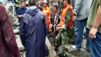 Un deslizamiento de tierra deja al menos 120 desaparecidos en Sichuan