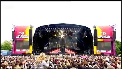 One Direction - Whats Makes You Beautiful - BBC Radio 1's Big Weekend