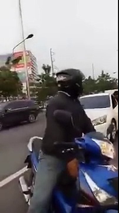 British Driver Road Rage In Thailand