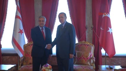 Cumhurbaşkanı Erdoğan KKTC Cumhurbaşkanı Akıncı Ile Görüştü