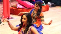 Beautiful Pakistani Mehndi Dance Performance Old hindi remix