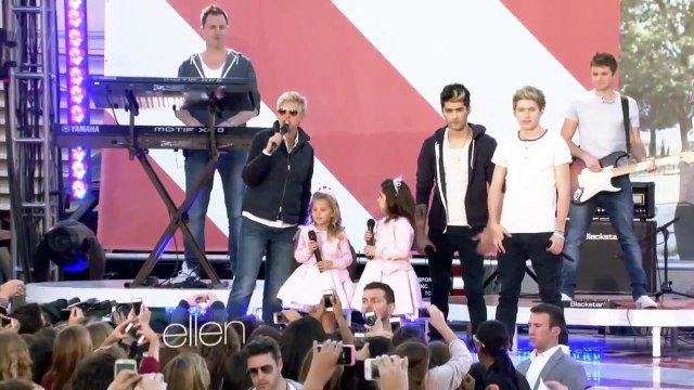 One Direction Performs - Live While We're Young