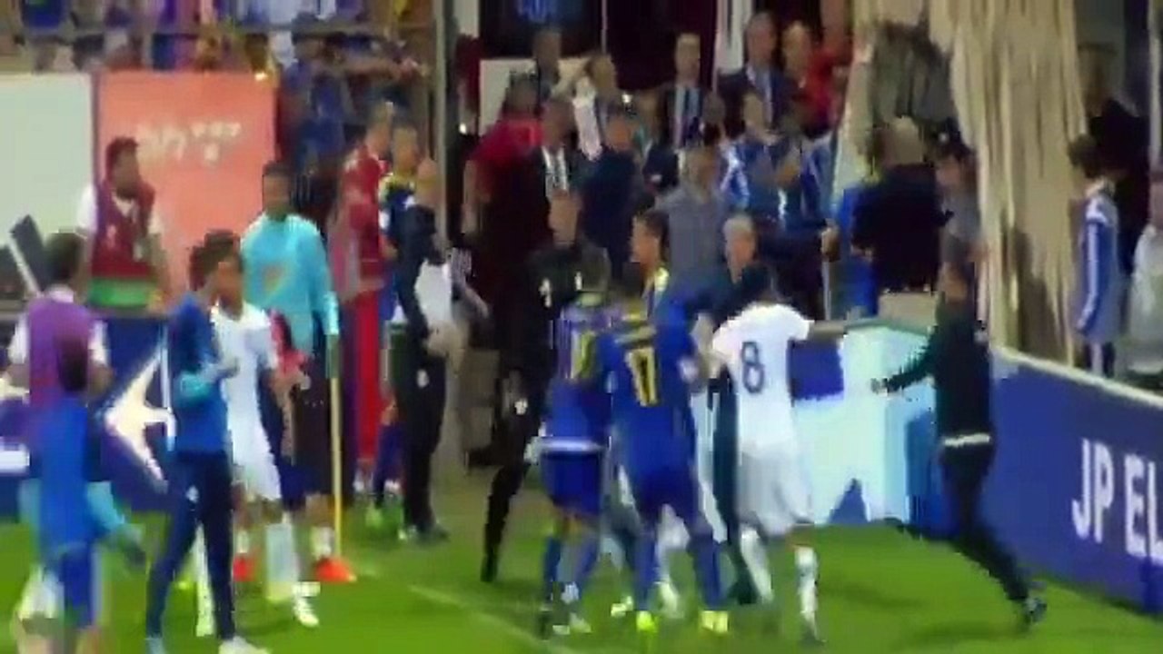 Dzeko and Manolas FIGHT