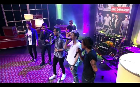 1D Day 'Story Of My Life' Live Acoustic Performance - One Direction [FULL HD ORIGINAL QUALITY]