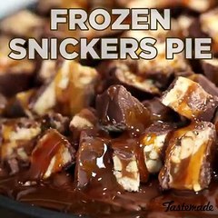 Frozen Snickers Pie