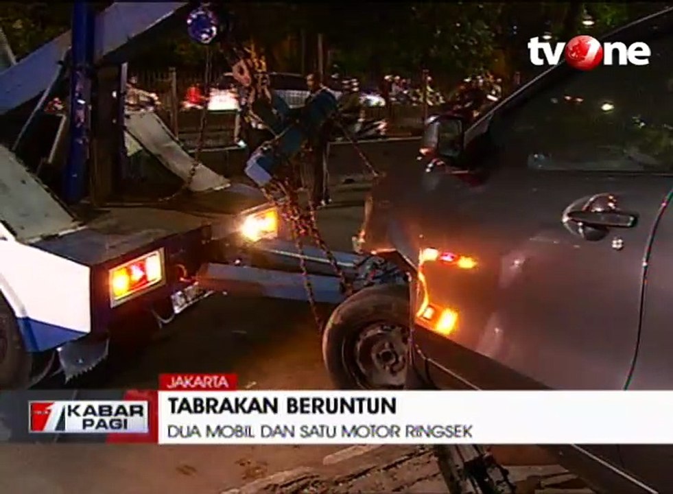Kecelakaan Beruntun di Arteri Pondok Indah