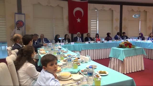 Vali İsmail Çataklı'ya Veda Yemeği