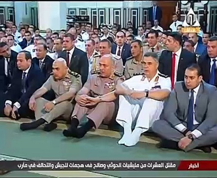 الرئيس السيسى يصل مسجد محمد كريم بالإسكندرية لأداء صلاة العيد