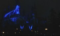 Kastil Hogwarts Penuh Cahaya Rayakan 2 Dekade Harry Potter