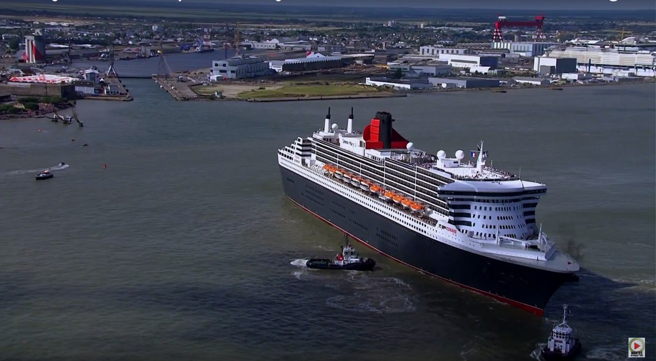 Saint-Nazaire    |  Le Queen-Mary 2 vu du ciel - Nantes Bretagne Télé