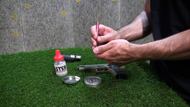 Sig Sauer P226, pistolet à plombs calibre 4.5 mm - Armurerie Auxerre