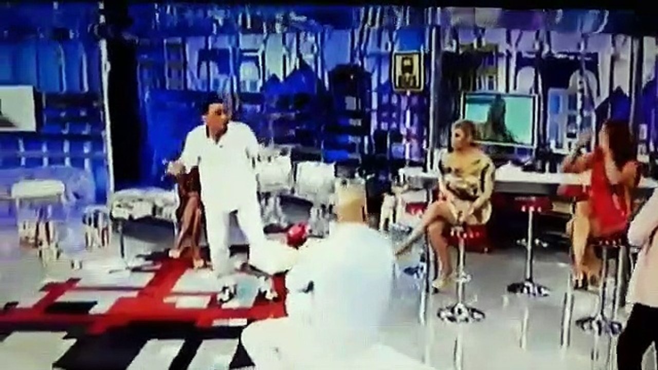 Kiko Hernandez sobre loq ue debe Belen Esteban a Hacienda y las veces que va al baño