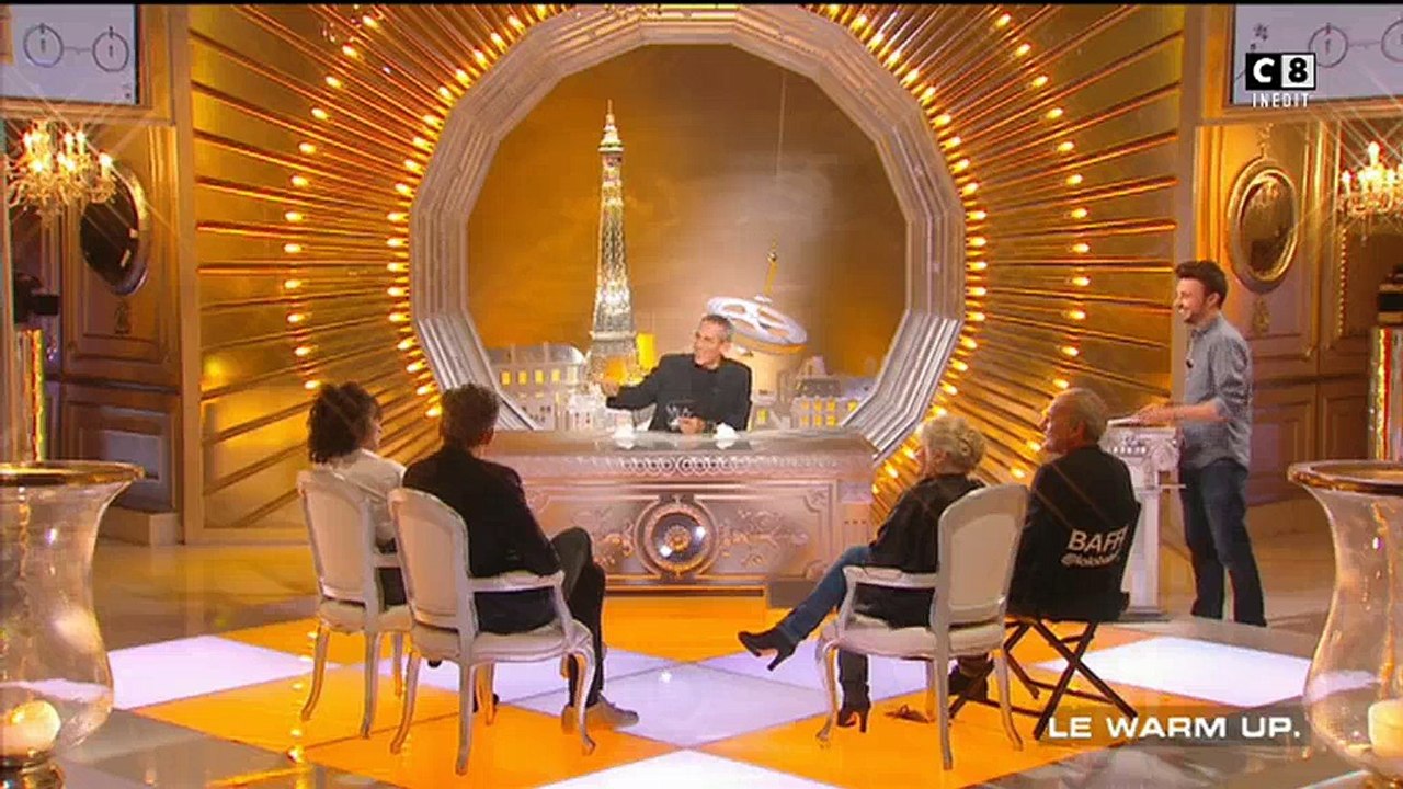 Tom Villa très ému hier soir dans "Salut les terriens" sur C8 - Regardez