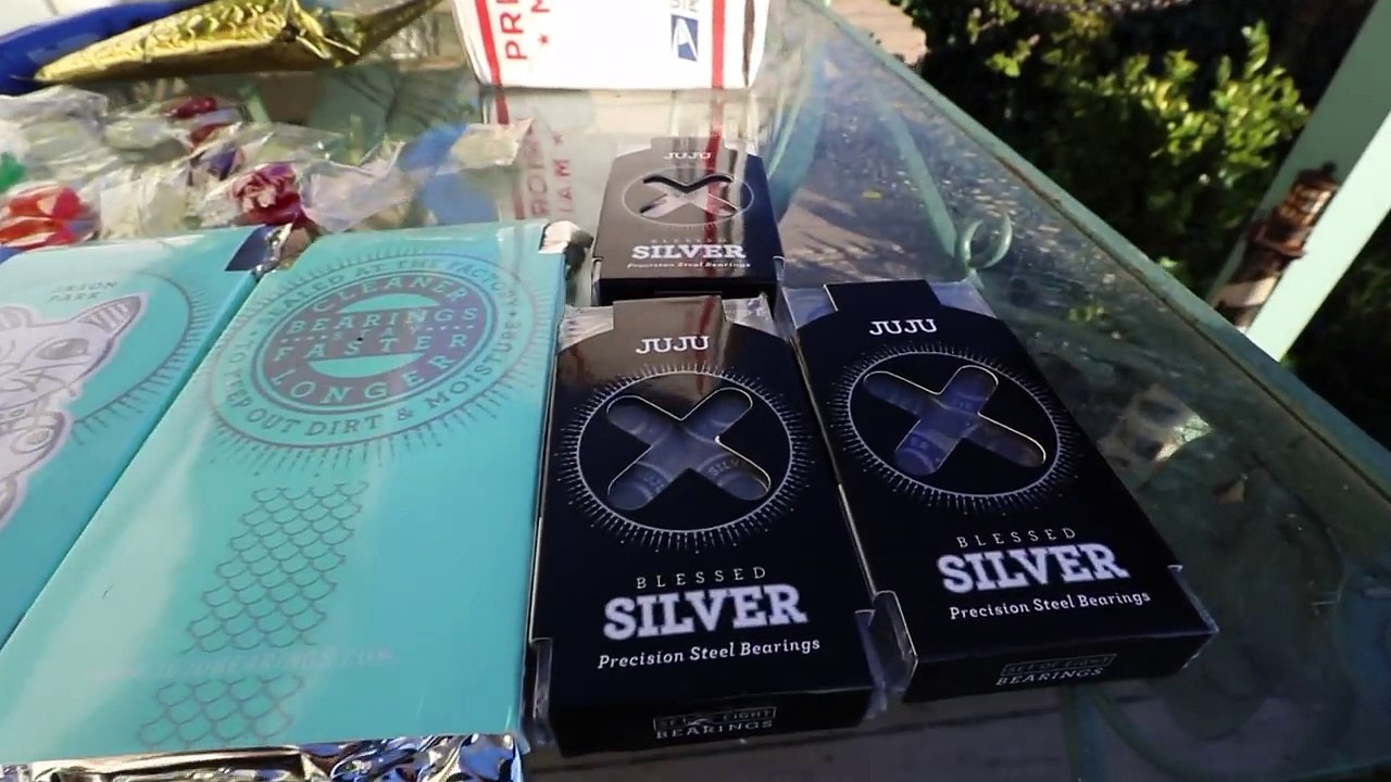 THE BEST BEARING SPONSOR EVER!!