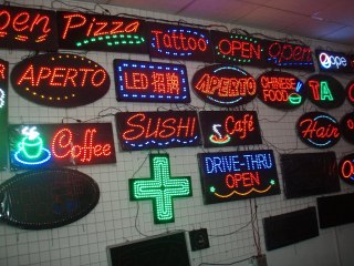 Tabelalarda Yabancı Kelimeler, Türkçe Kelimeden Daha Küçük Yazılacak