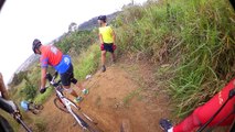 Shimano, CM1000, filmagens, trilhas, XCO, Parque vale do Itaim, Taubaté,  ângulo de 180 graus, nas descidas single track, rock garden, escada de madeira