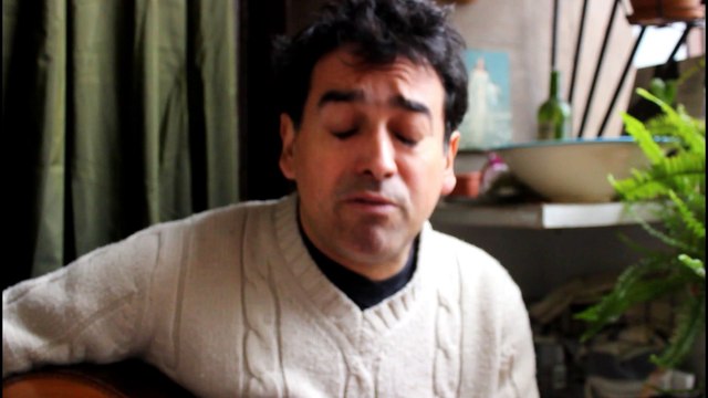 VERSIÓN BALCÓN- Tempo perdido (R.Russo/Legiao Urbana) - Mario Maeso