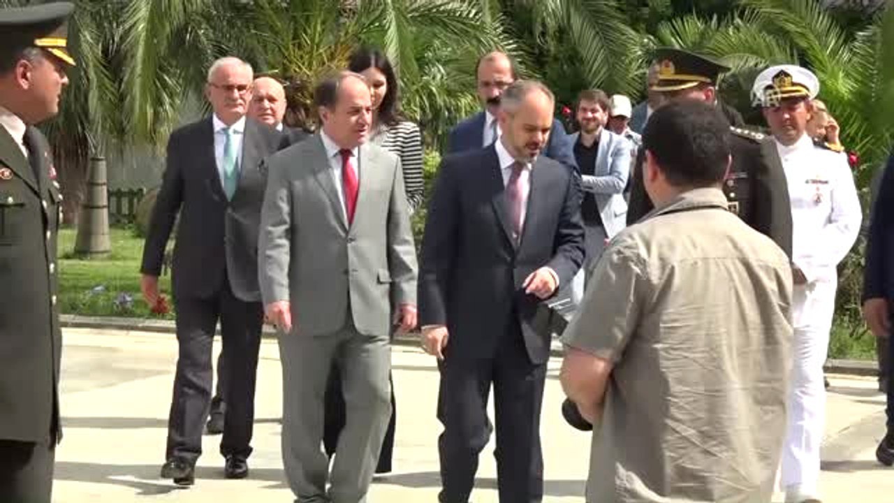 Bakan Kılıç Bayramlaşma Programlarına Katıldı