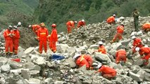 Scores missing as search for China landslide survivors continues