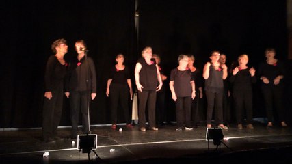 Au Mans, des femmes parlent de leurs vies sur scène