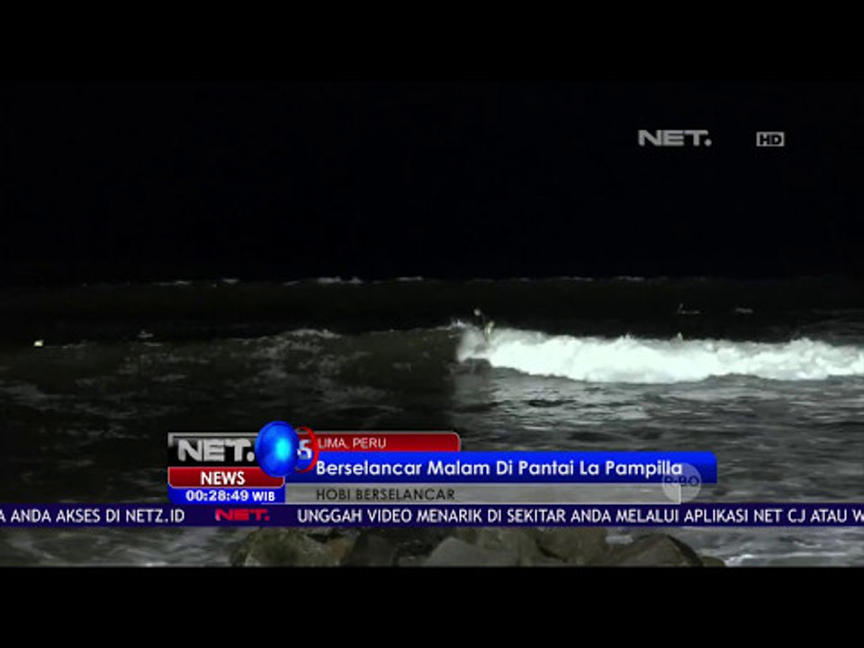 Menantang Ombak Malam Dengan Berselancar di Pantai La Pampilla Peru - NET24