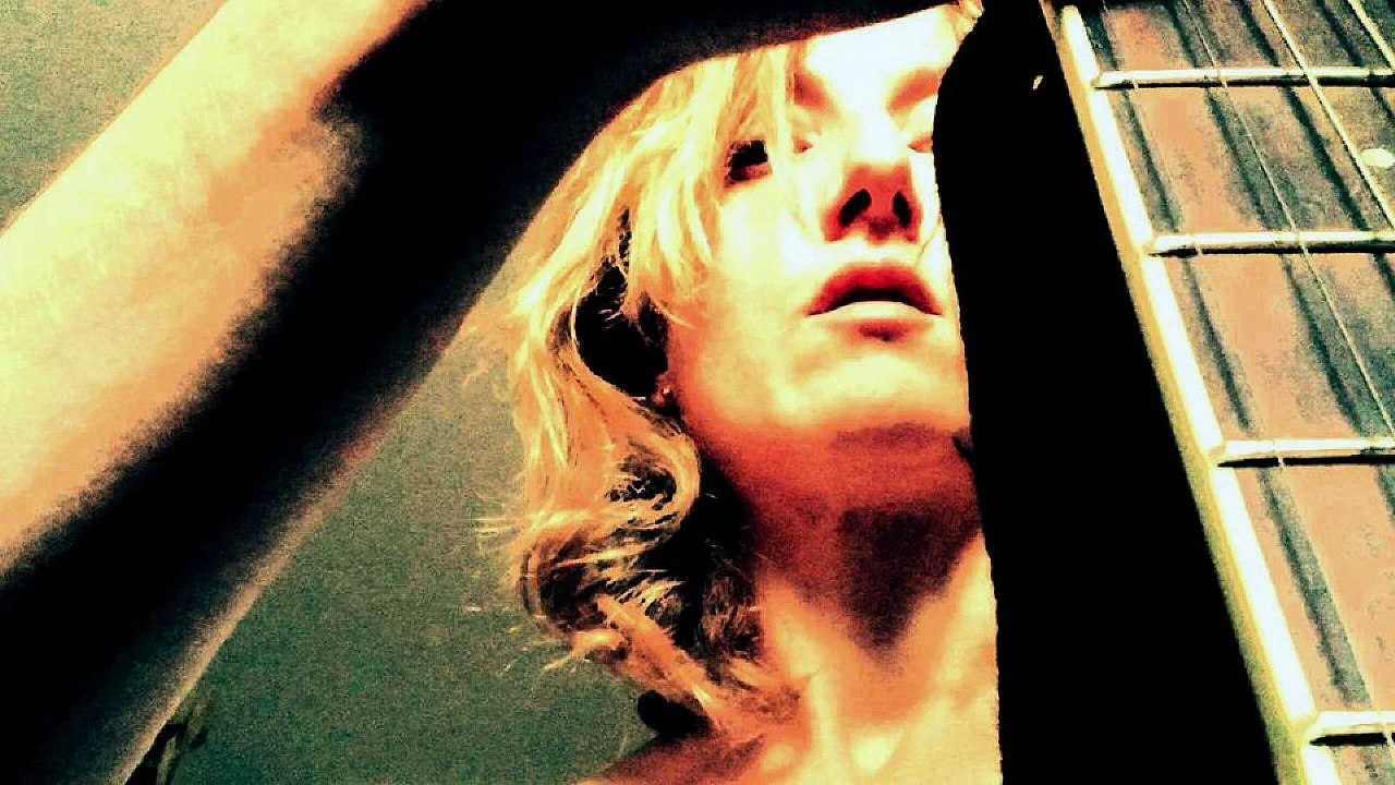 Clip Diaporama photo by Cecil. Montage photo sur une chanson de Louise Attaque "Toute cette histoire".