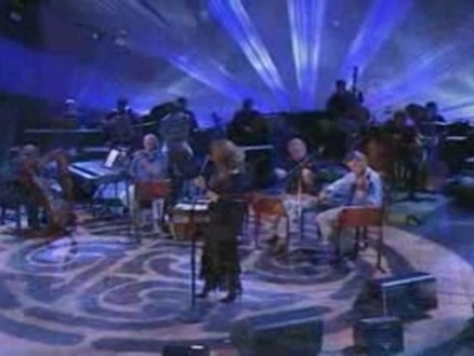 Martina McBride - I'll Be All Smiles Tonight - Ryman 2003.dk