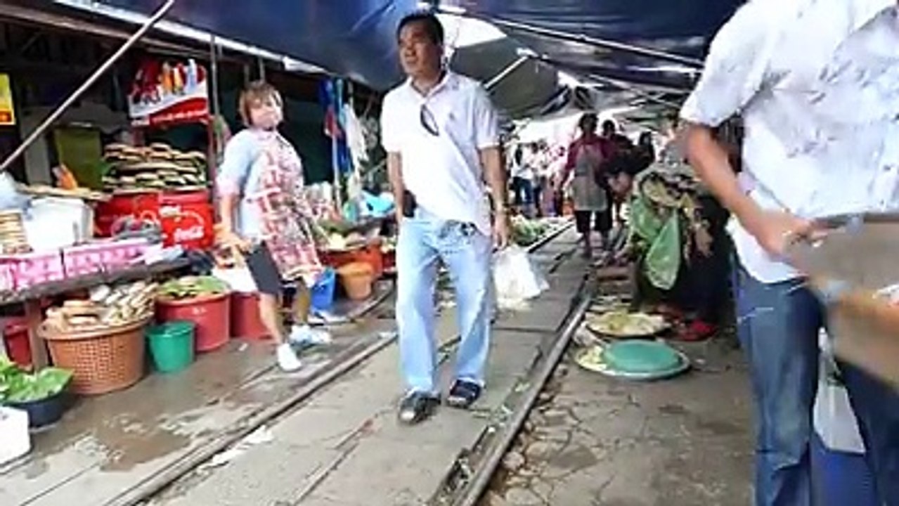train thaï
