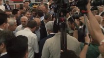 Kocaeli Bakan Lşık, Gebze'de Partililerle Bayramlaştı
