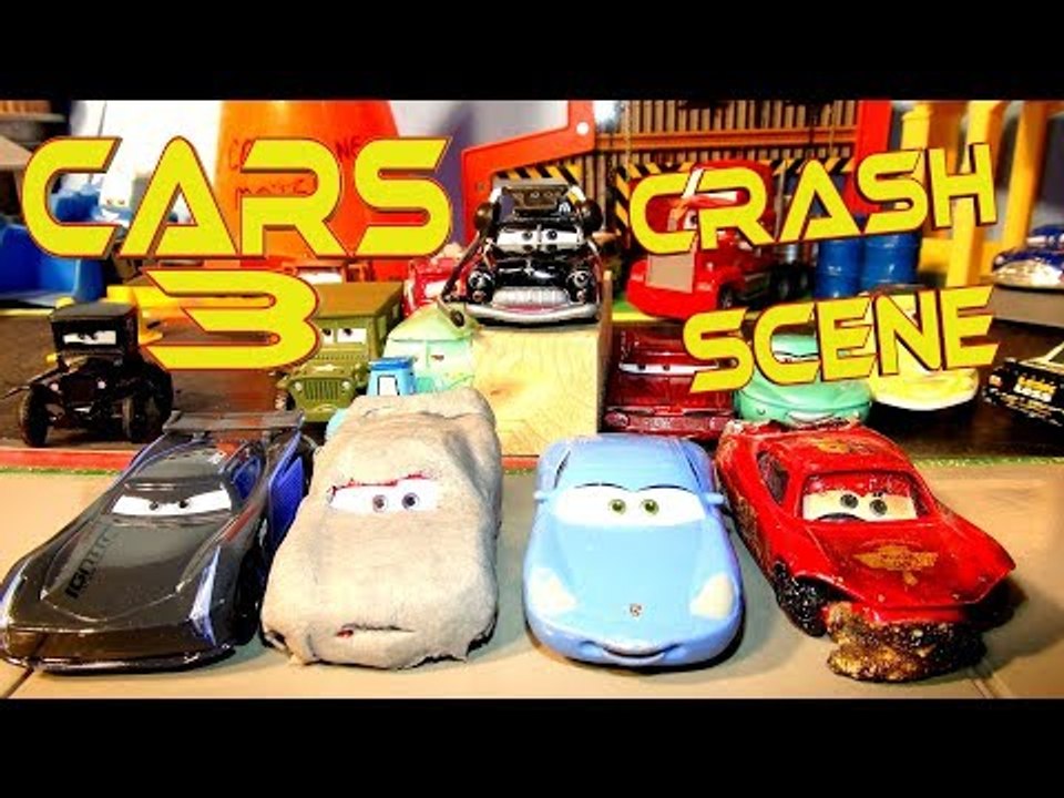 Cars 3 Lightning McQueen Cause of Crash Discovered in Pixar Cars
