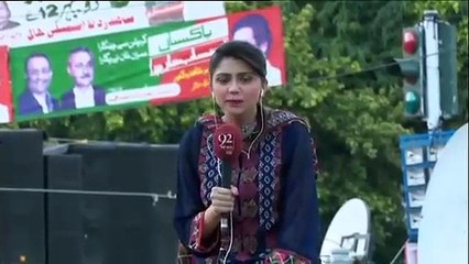 Female Reporter Becomes Unconscious And Falls From The Crane While Live Reporting