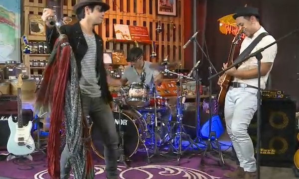 The Dance Company Nyanyikan “Papa Rock ‘n Roll”