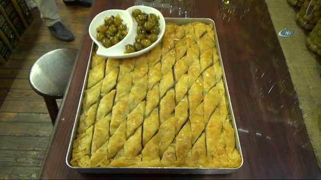 Zeytinli Baklava İlgi Görüyor