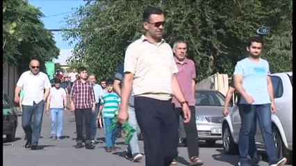 Azerbaycan'da Bayram Namazı Kılındı