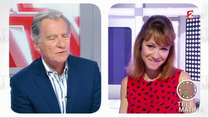 Emma Watson a caché des livres dans Paris